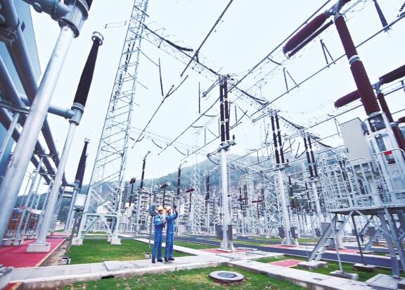 南方電網西電東送電量連續(xù)8年創(chuàng)新高