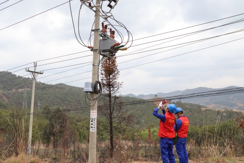 國網會理市供電公司強巡視 防山火 保供電